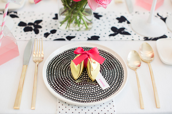 Modern pink, black and white party ideas | photo by Charlie Juliet | Read more - https://www.100layercake.com/blog/?p=67667