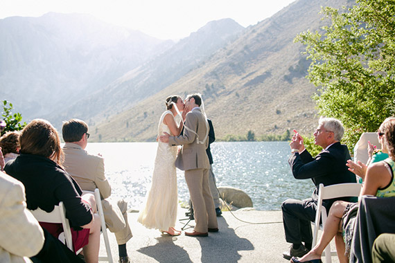Modern, pink and gold mountain wedding | Photo by Grover Photographers | Read more - https://www.100layercake.com/blog/?p=67779