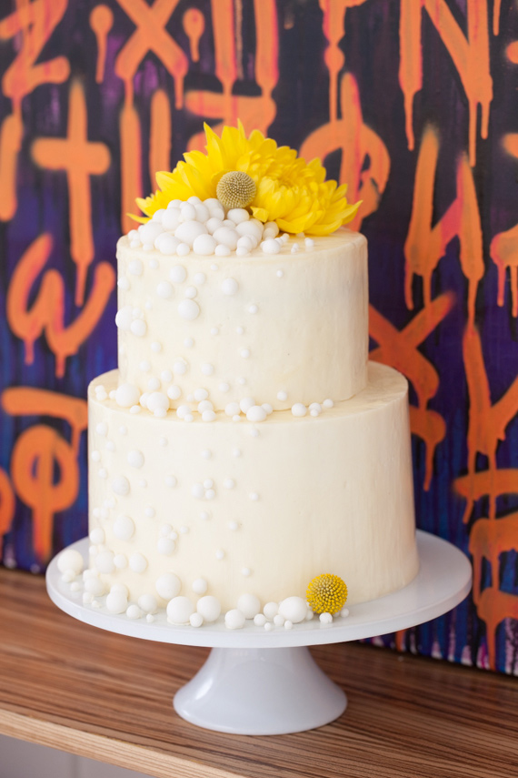 Mid-Century modern elopement inspiration | Rock Paper Square and Lillie Louise Photography | Read more -  https://www.100layercake.com/blog/?p=73793
