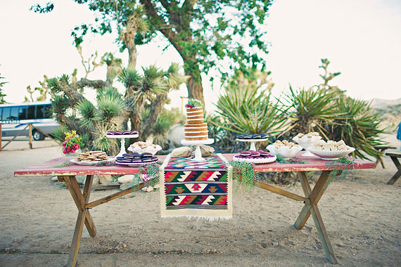 Joshua Tree wedding | Photo by Amelia Lyon | 100 Layer Cake
