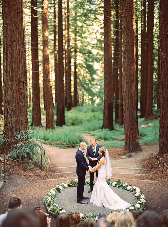 Intimate woodland Berkeley California wedding | Photo by Danielle Poff Photography | Read more - https://www.100layercake.com/blog/?p=79651