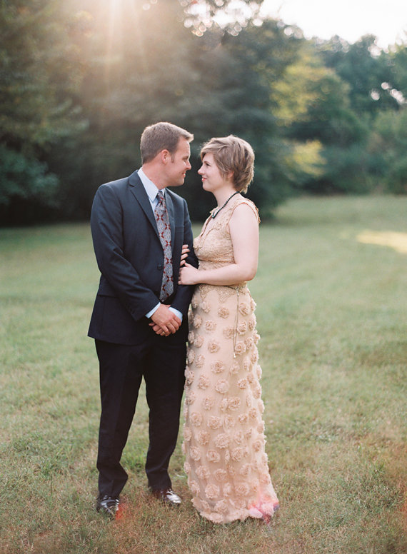 Romantic fall Mississippi wedding | Photo by Cassidy Carson Photography | Read more - https://www.100layercake.com/blog/?p=85074