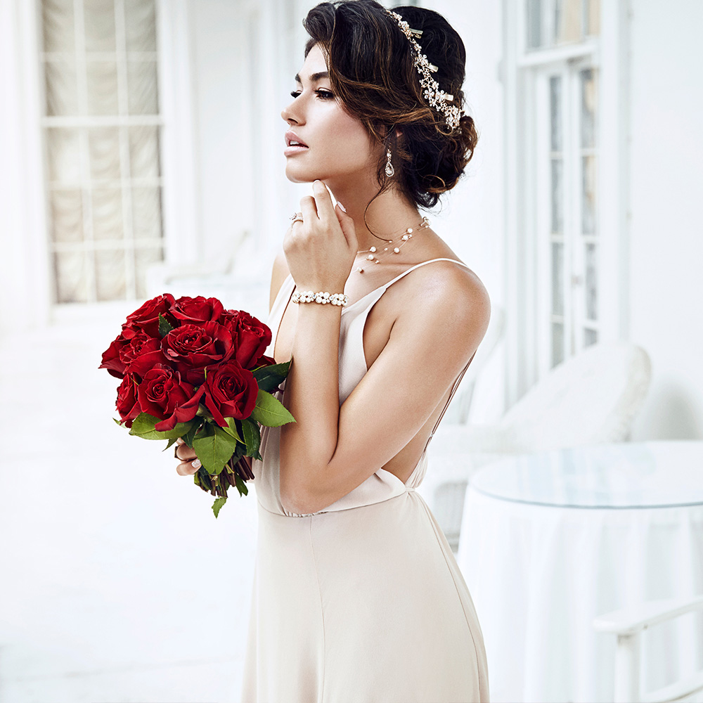 Icing bridal accessories Bridal gifts 100 Layer Cake