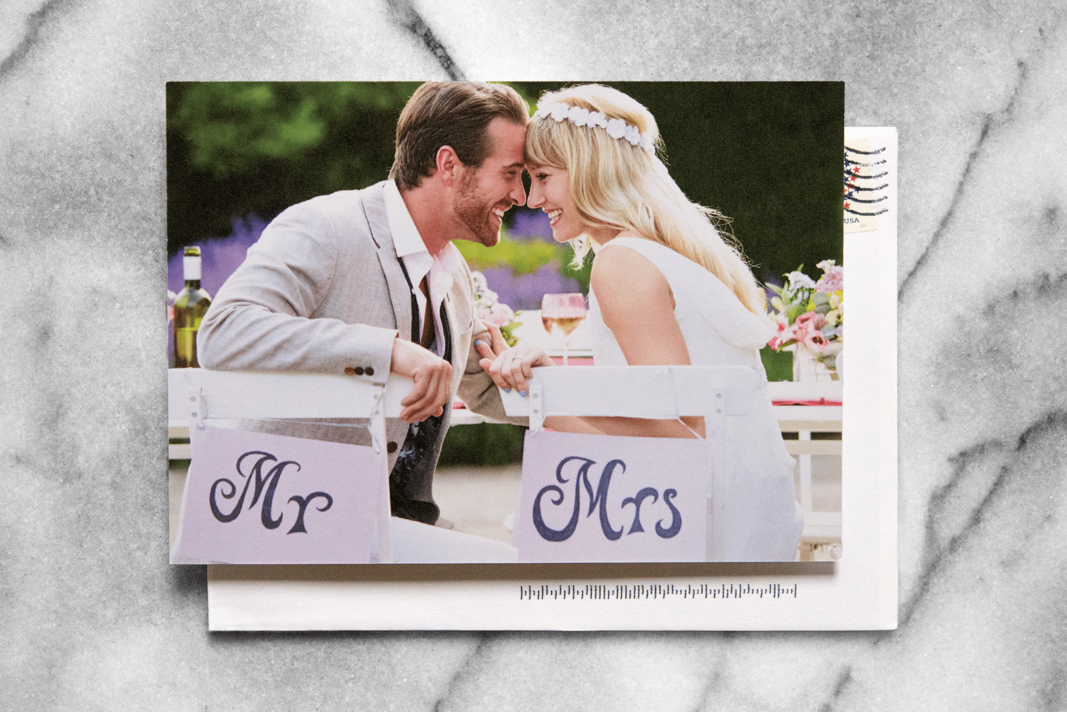 Personalize your wedding correspondence with Bond.co