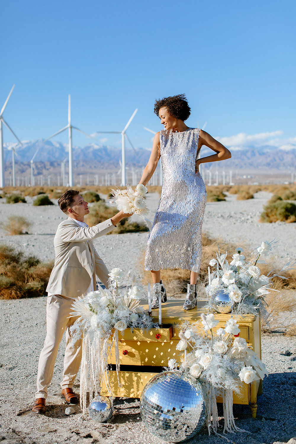 Funky and modern elopement inspiration in Palm Springs