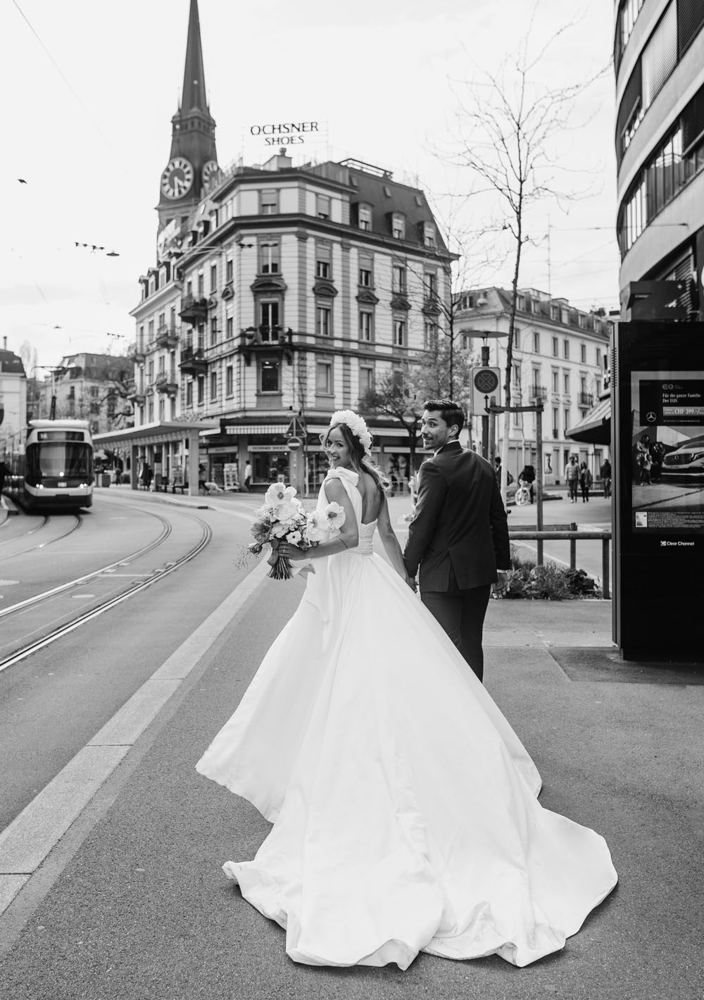 A modern elopement in the heart of Zurich