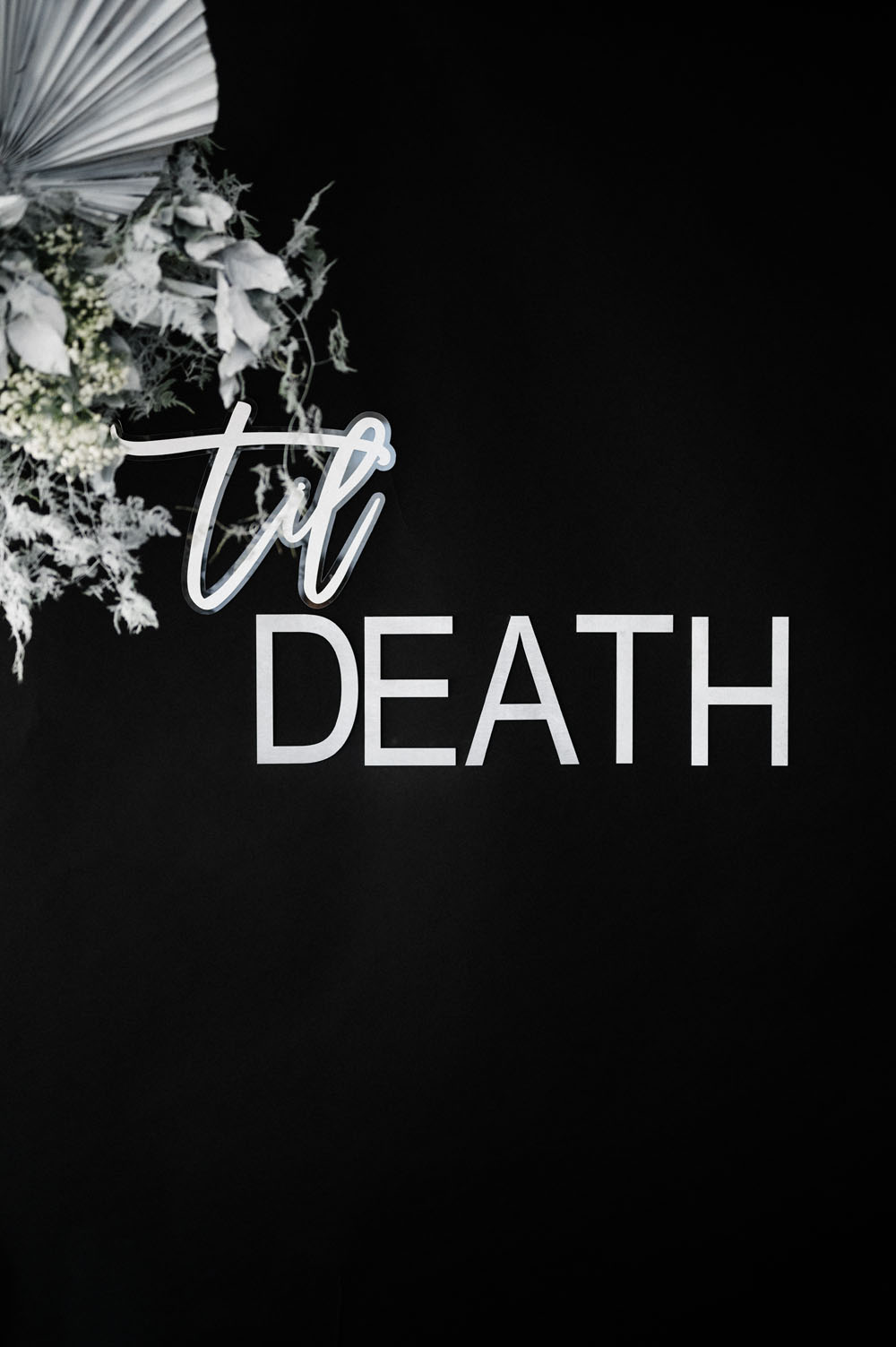 Idées effrayantes de fête d'Halloween et de mariage en noir et blanc