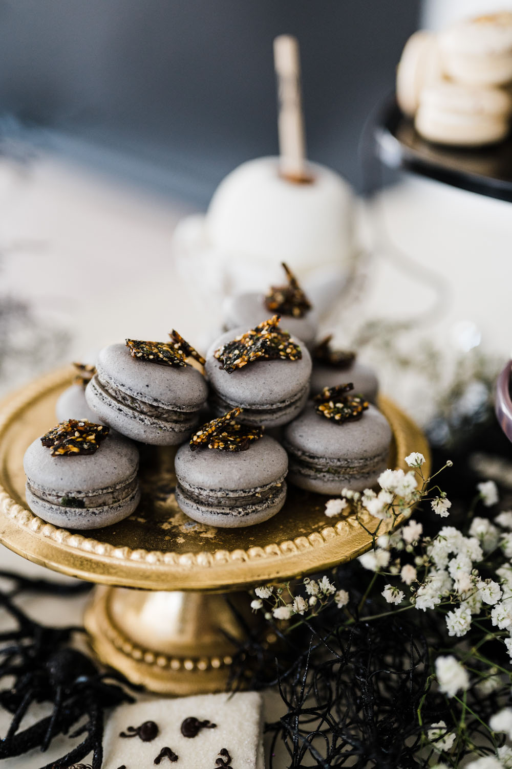 Idées effrayantes de fête d'Halloween et de mariage en noir et blanc