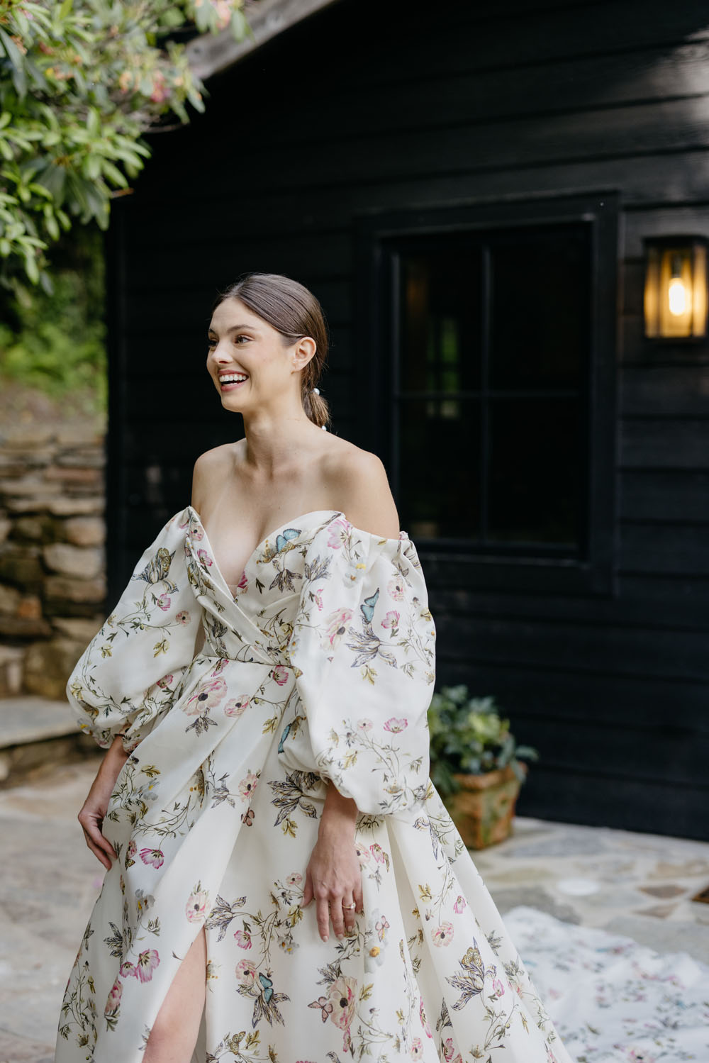 Idées de mariage de montagne d'été de luxe avec une robe à fleurs