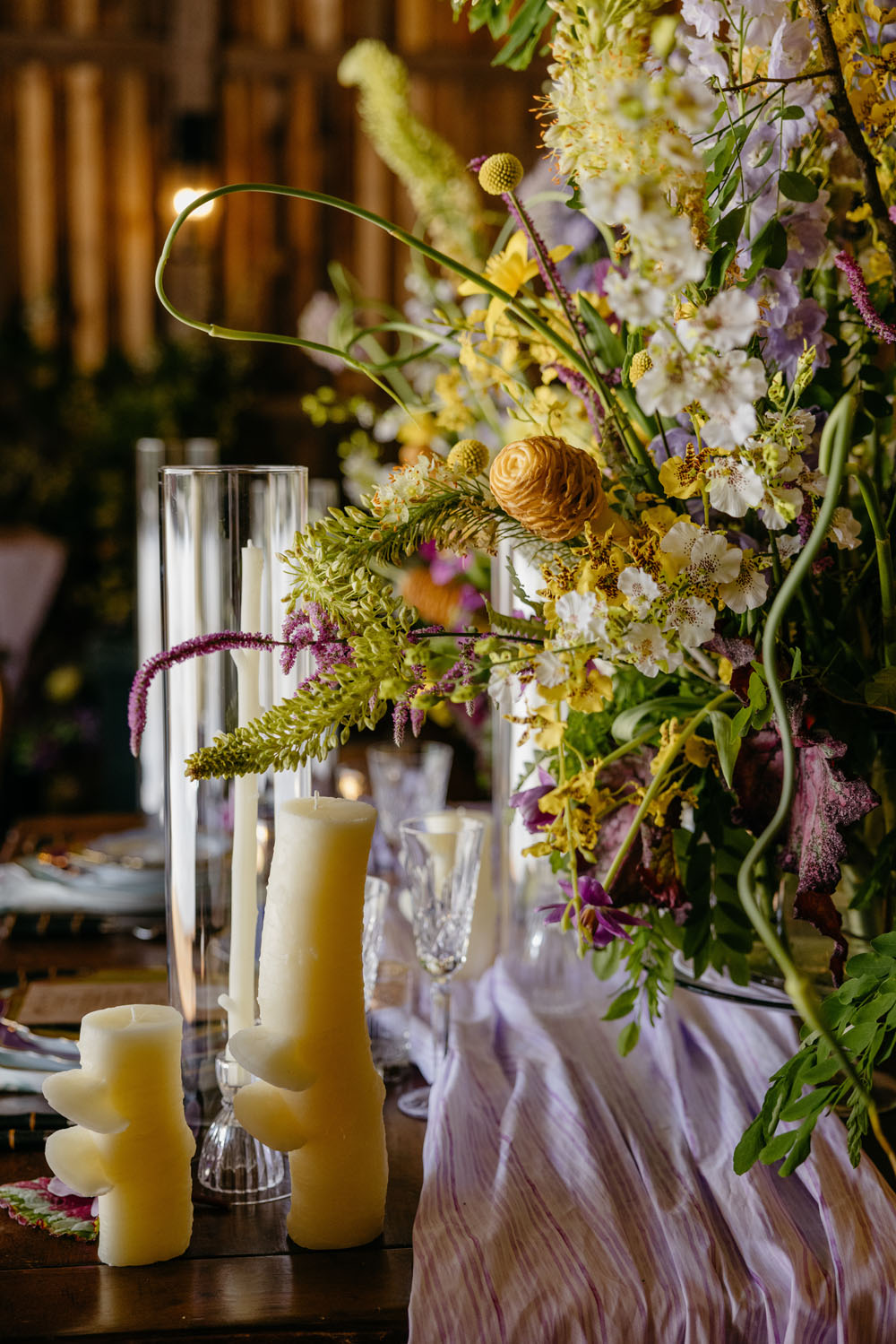 Idées de mariage de montagne d'été de luxe avec une robe à fleurs
