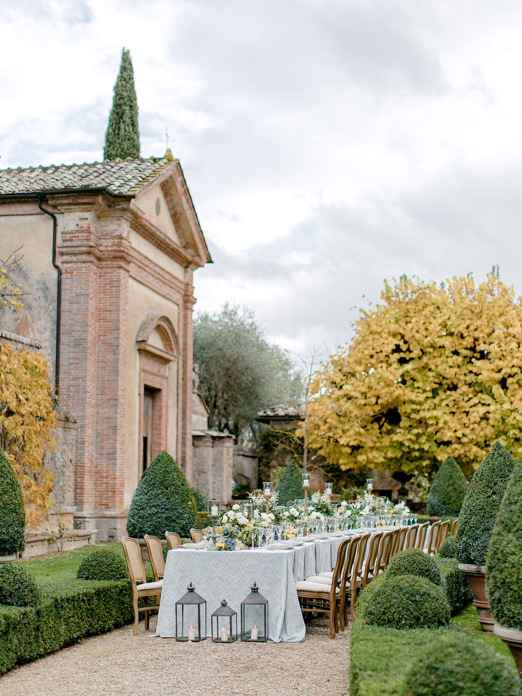 classic wedding in Tuscany
