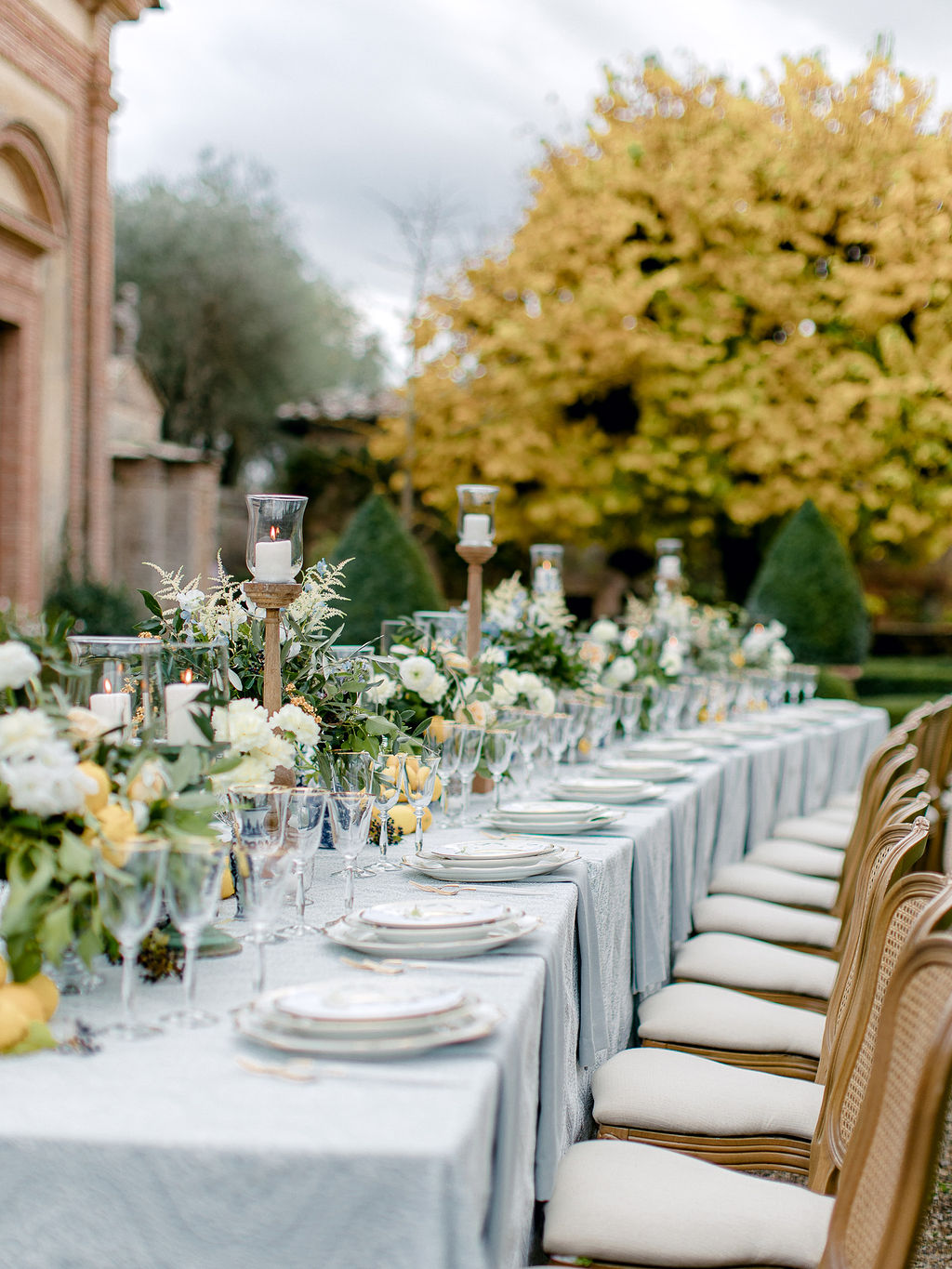 classic wedding in Tuscany