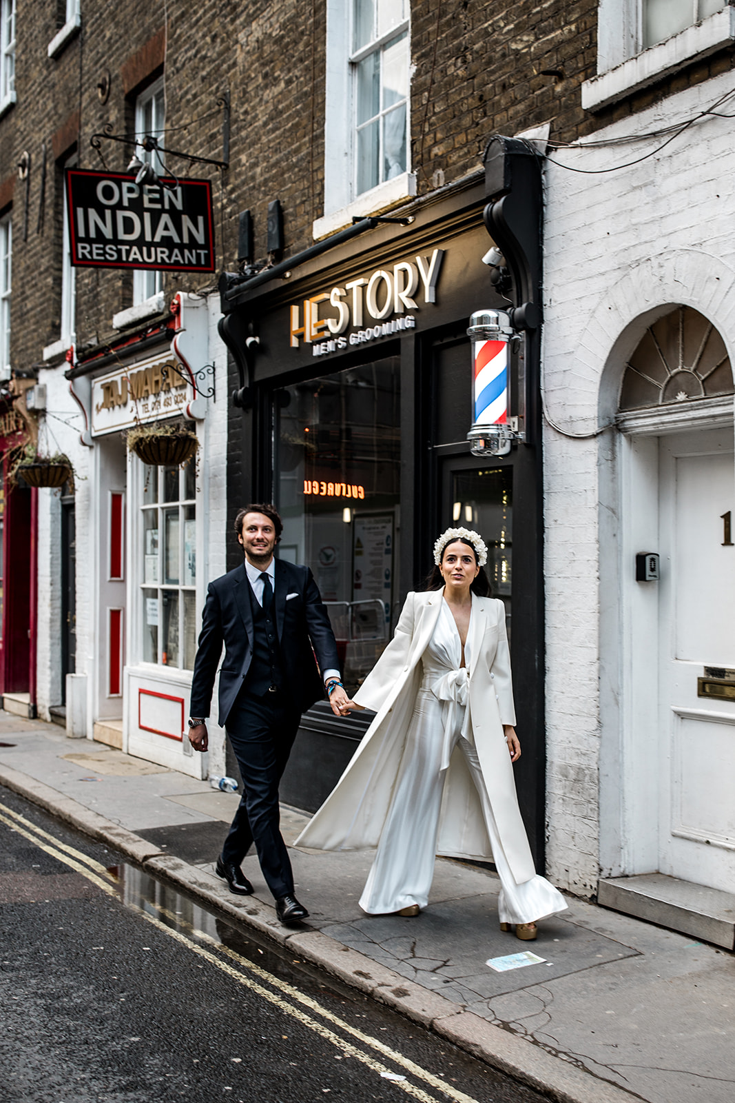 An impossibly chic London elopement