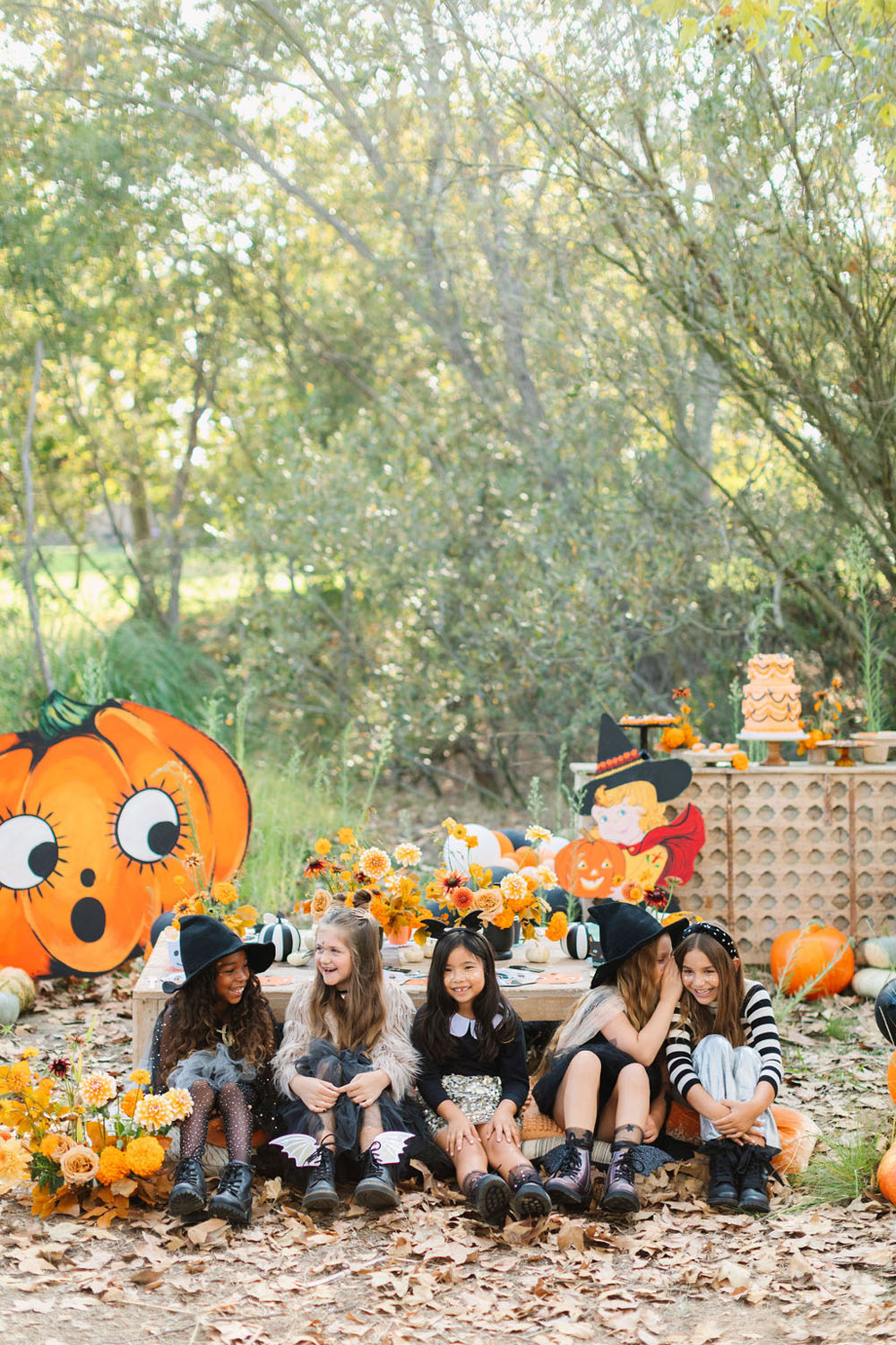A vintage inspired Halloween party for kids from Beijos Events