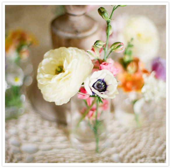 white ranunculus and anemone wedding flower