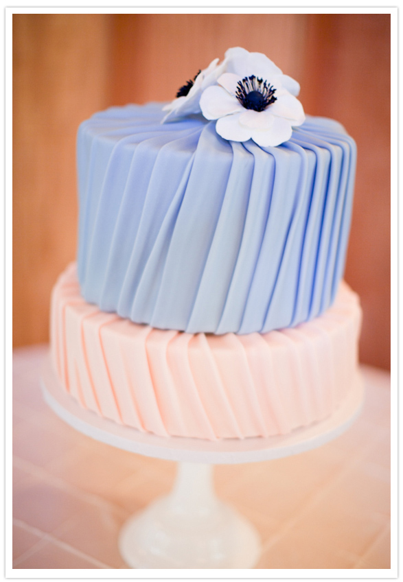 blue and pink wedding cake