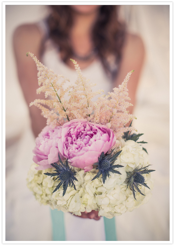 white and lilac bouquet