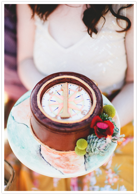 first anniversary compass cake