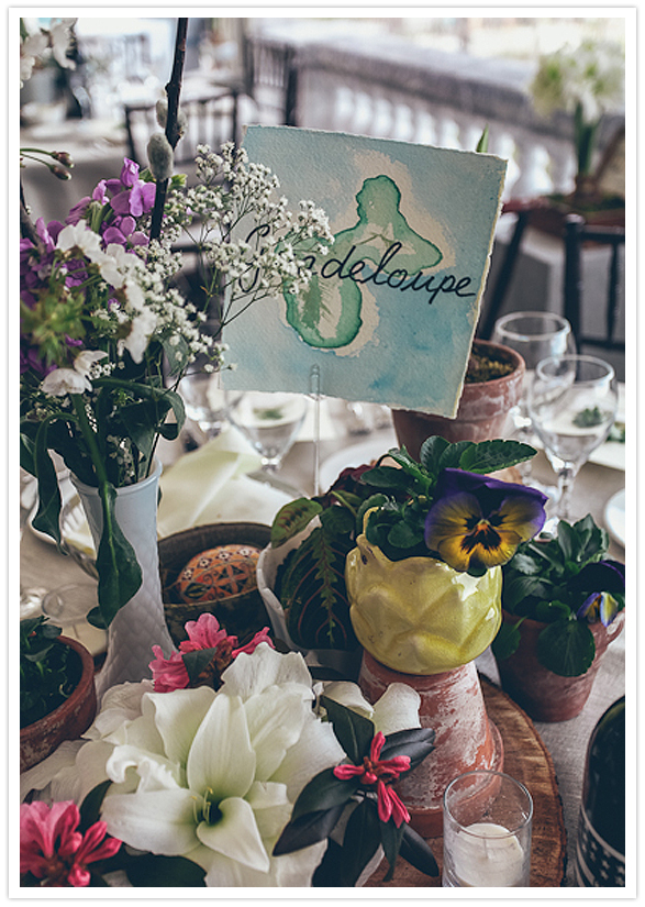 island-themed centerpieces