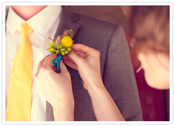 craspedia boutonniere