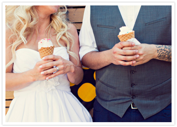 bride and groom ice cream cones