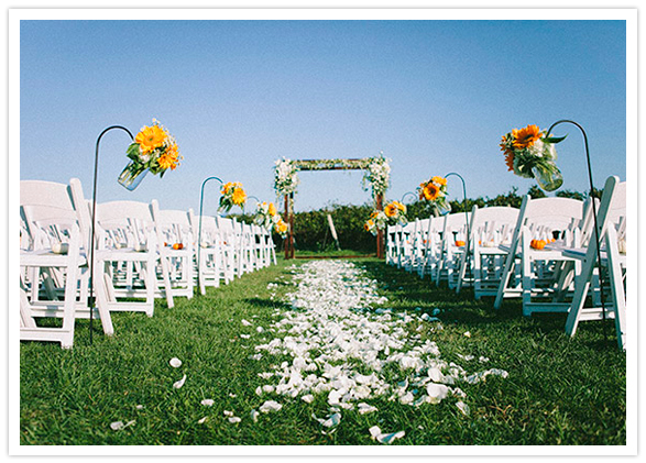 hanging sunflower bouquets