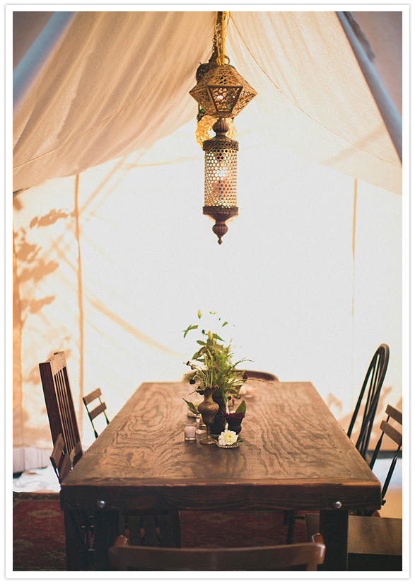 outdoor tent dining