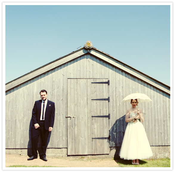 outdoor farm wedding portraits
