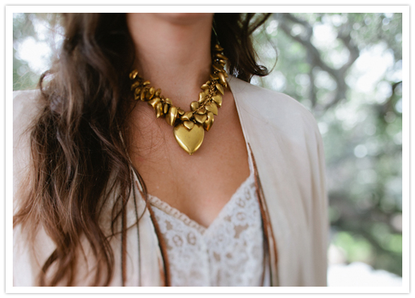 chunky gold heart necklace