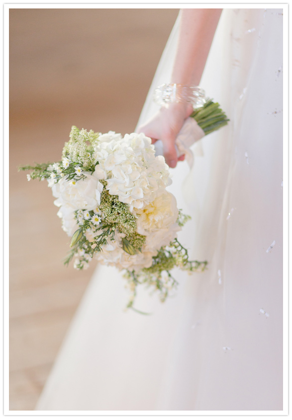 hydrangea and peony wedding bouquet