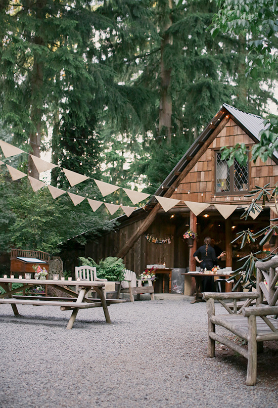 outdoor barn wedding with bunting garlands | Photo by Michele M. Waite