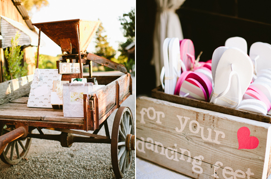 wedding gift carriage and guest gift sandals
