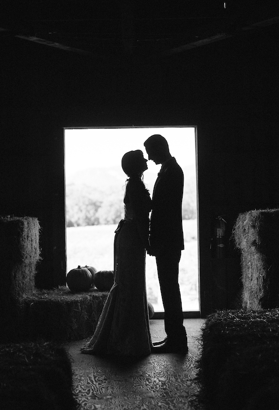 barn wedding portrait