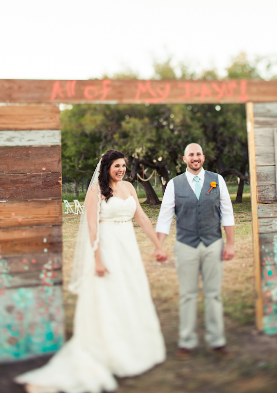 DIY reclaimed wood ceremony entrance | photo by Paige Newton | 100 Layer Cake