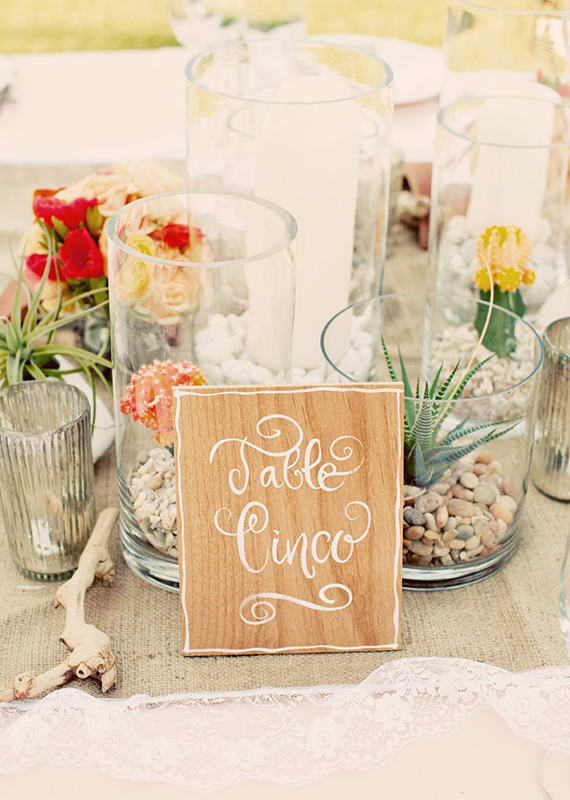 Wood grain table number signs | photo by Justin Lee | 100 Layer Cake