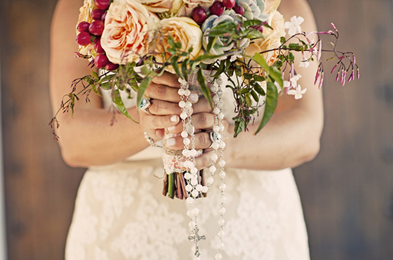 peach garden rise and succulent bridal bouquet | photo by Justin Lee | 100 Layer Cake