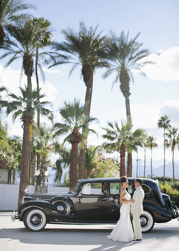 Modern Palms Springs Wedding | photo by Joielala | design by Jesi Haack| 100 Layer Cake