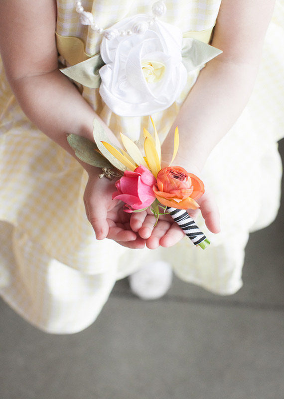 Modern boutonnière | Photos by Cassandra Castaneda | 100 Layer Cake