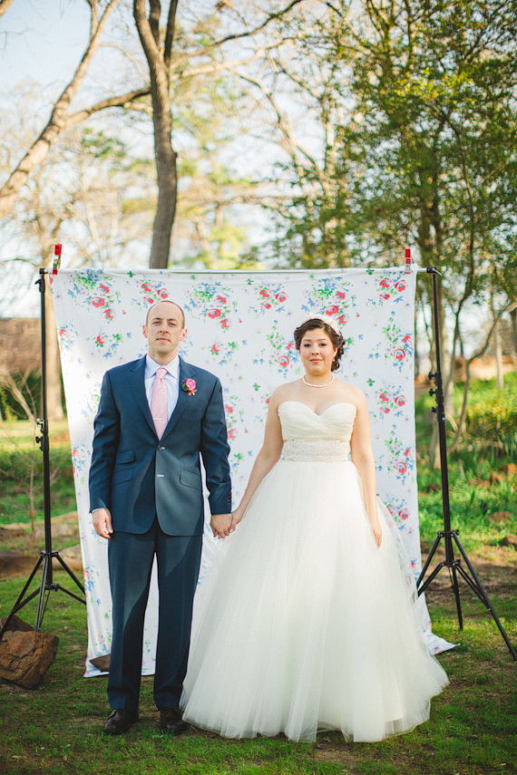 floral photo backdrop | photos by Apryl Ann | 100 Layer Cake