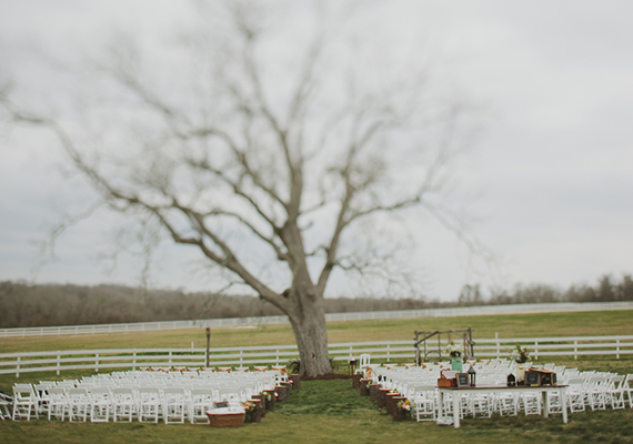 Outdoor Texas Farm wedding | photo by Tessa Harvey | 100 Layer Cake 