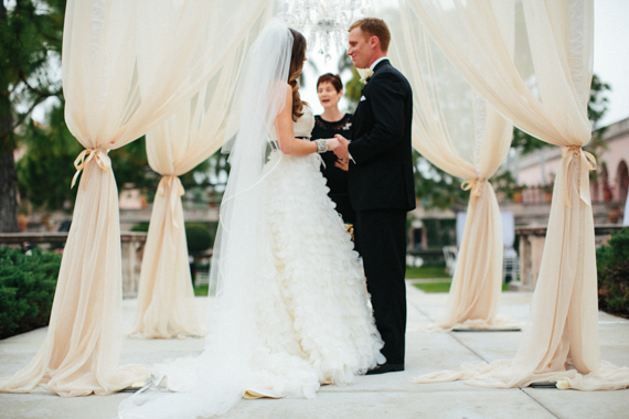 Elegant Florida art museum wedding | photo by Kallima Photography | 100 Layer Cake