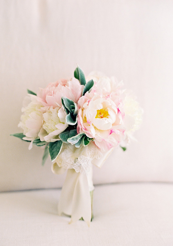 Peony bridal bouquet | photo by Linda Chaja | 100 Layer Cake