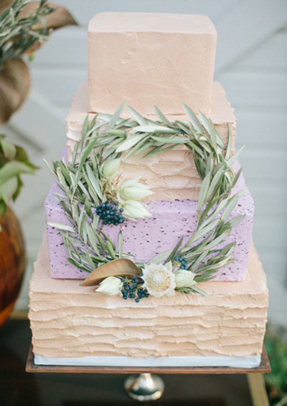 Fall wedding cake | photo by Becca Lea Photography | 100 Layer Cake 