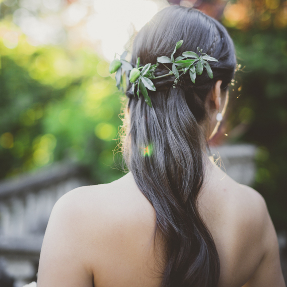romantic wedding hair | flowers by Clare Day Flowers | photo by Ameris | 100 Layer Cake