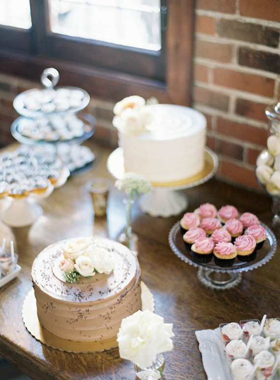 Romantic Carondelet House wedding | photo by Jen Huang Photography | 100 Layer Cake