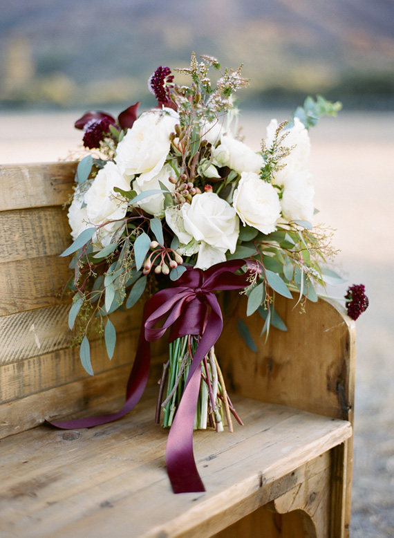 Rustic and elegant winter wedding inspiration | photo by LMarie Photography | 100 Layer Cake 