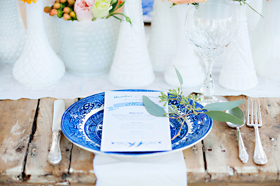Cobalt blue wedding inspiration | Photo by Candace Berry Photography | Read more - http://www.100layercake.com/blog/?p=70340