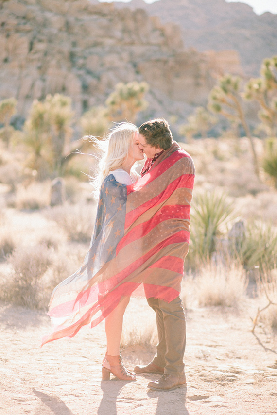 Joshua Tree engagement shoot | Photo by Laura Goldenberger Photography | Read more - http://www.100layercake.com/blog/?p=72038