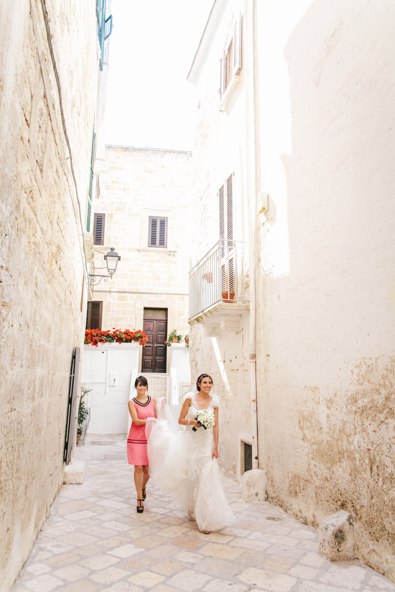 Coastal Italian wedding | Photos by Studio A Q | Read more -  http://www.100layercake.com/blog/?p=71055