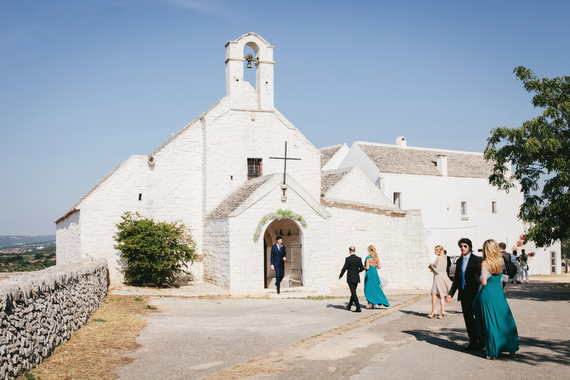 Coastal Italian wedding | Photos by Studio A Q | Read more -  http://www.100layercake.com/blog/?p=71055
